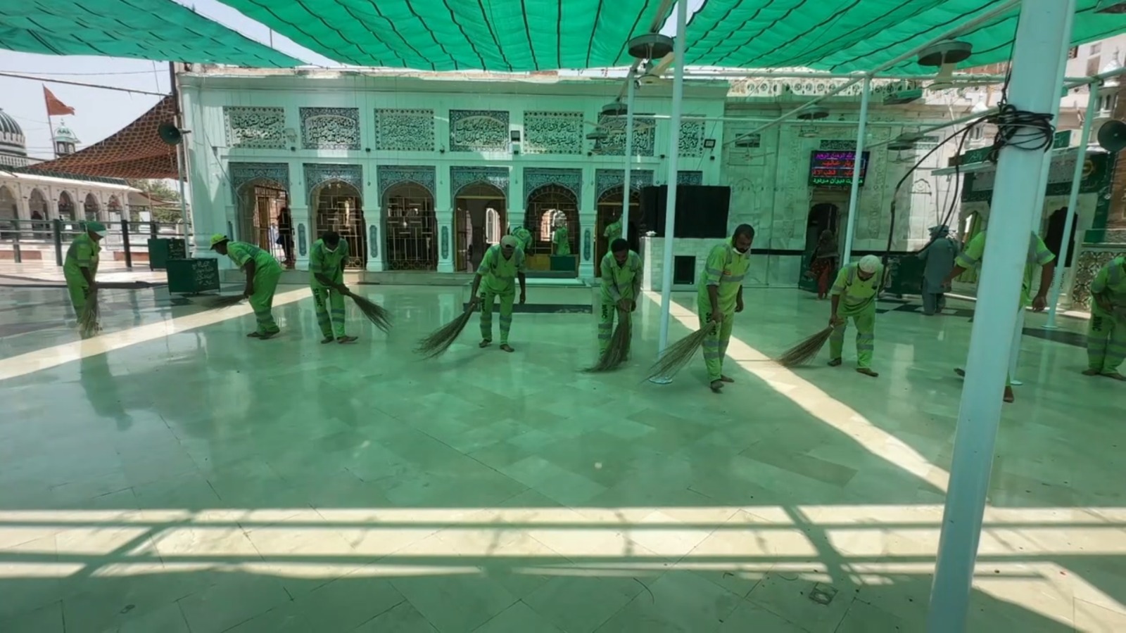 Darbar Baba Fareed Cleaning 6